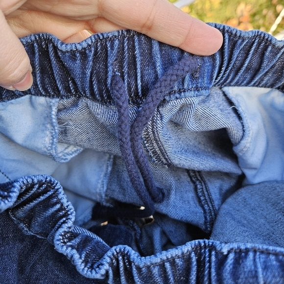 Jeanerica Jeans denim pull-on elastic waist high rise shorts SEE MEASUREMENTS - Picture 5 of 5